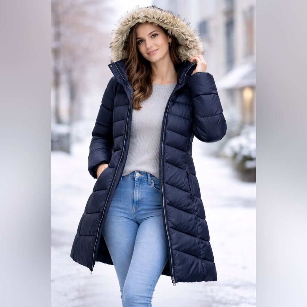 Women Marmot 650 Fill Goose Down Black Long Coat Lined Size S/P Hoodie Fur trim